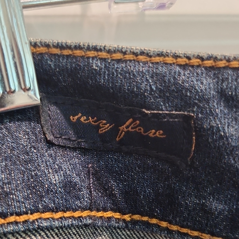 NWT Seven7 Indigo Flare Jeans SIZE 16 - Picture 4 of 15